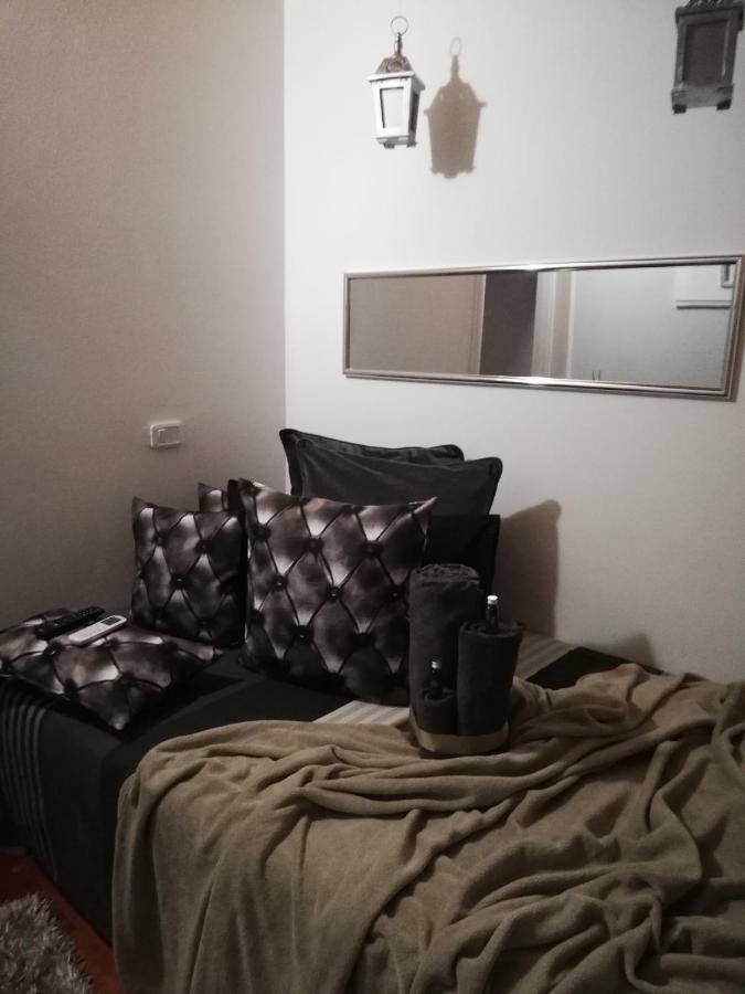 Готель Garda House Сандра Екстер'єр фото