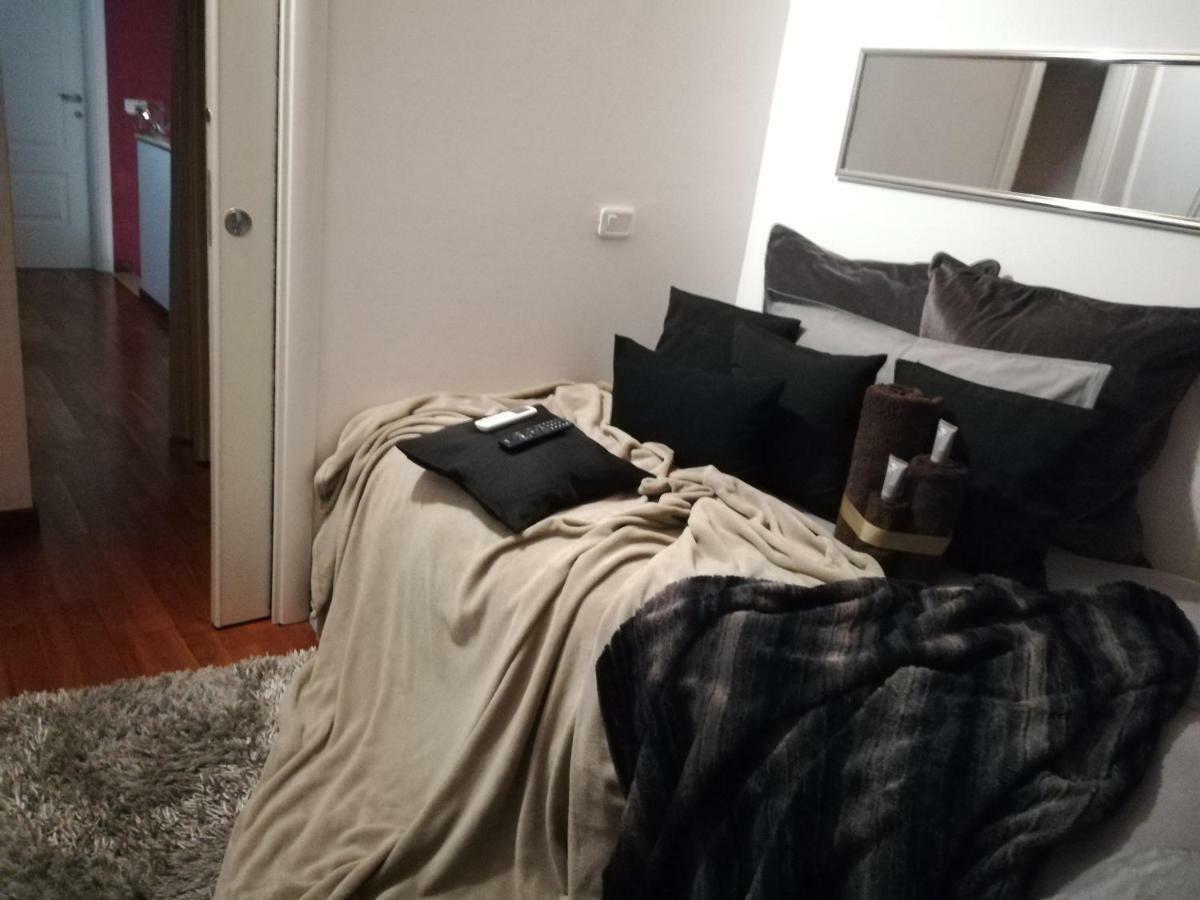 Готель Garda House Сандра Екстер'єр фото