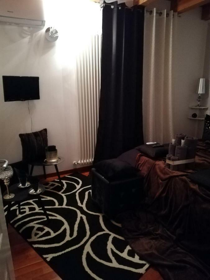 Готель Garda House Сандра Екстер'єр фото